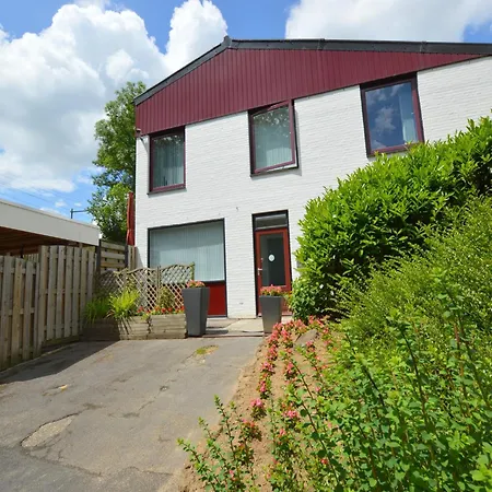 بيت للعطل Luxury House In South Limburg Near Forest Walem