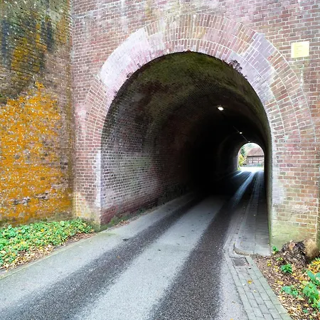 Luxury House In South Limburg Near Forest בית נופש Walem