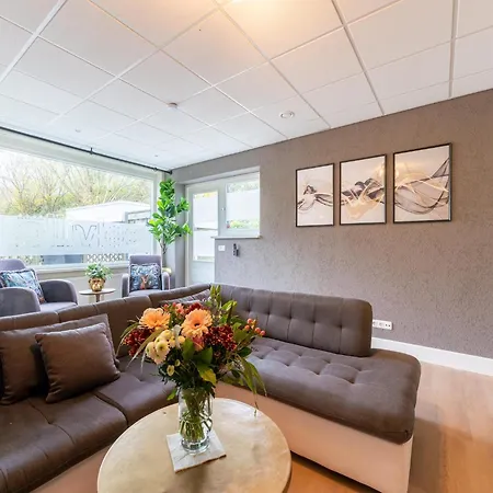 בית נופש Luxury House In South Limburg Near Forest Walem