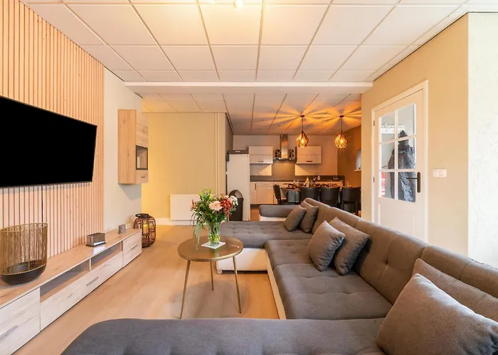 Luxury House In South Limburg Near Forest Casa vacanze