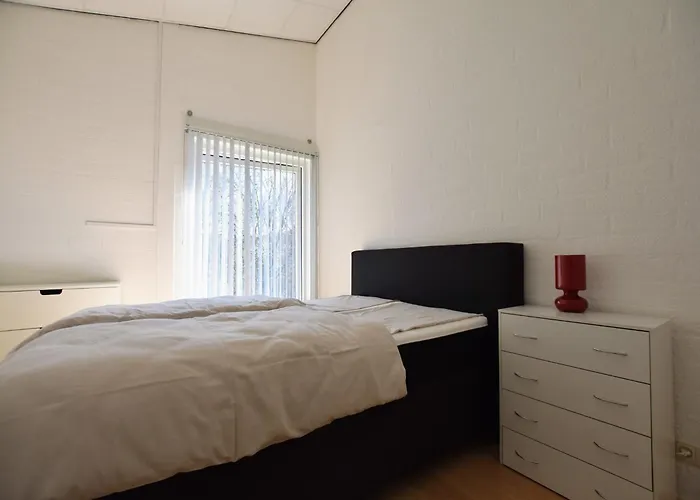 Luxury House In South Limburg Near Forest بيت للعطل Walem