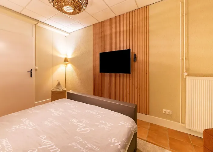 Luxury House In South Limburg Near Forest *