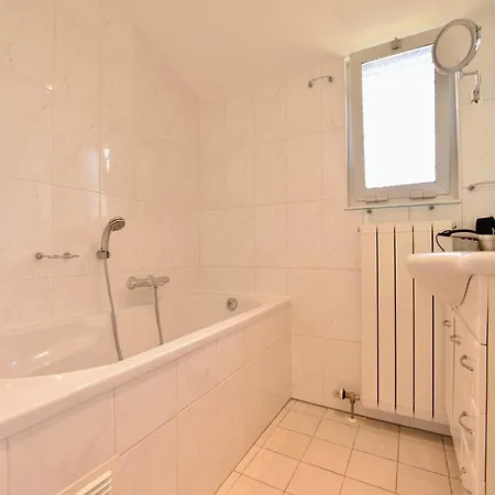 بيت للعطل Luxury House In South Limburg Near Forest *