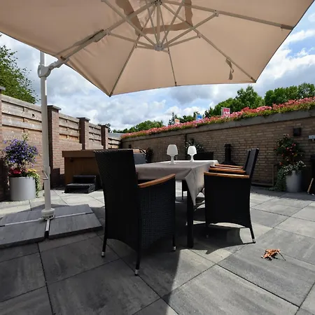 Luxury House In South Limburg Near Forest بيت للعطل *